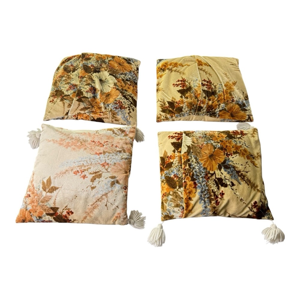 Vintage 1978 Warner Fabric Corp Floral Velvet Tassel Throw Pillows Set of 4 - Picture 7 of 13